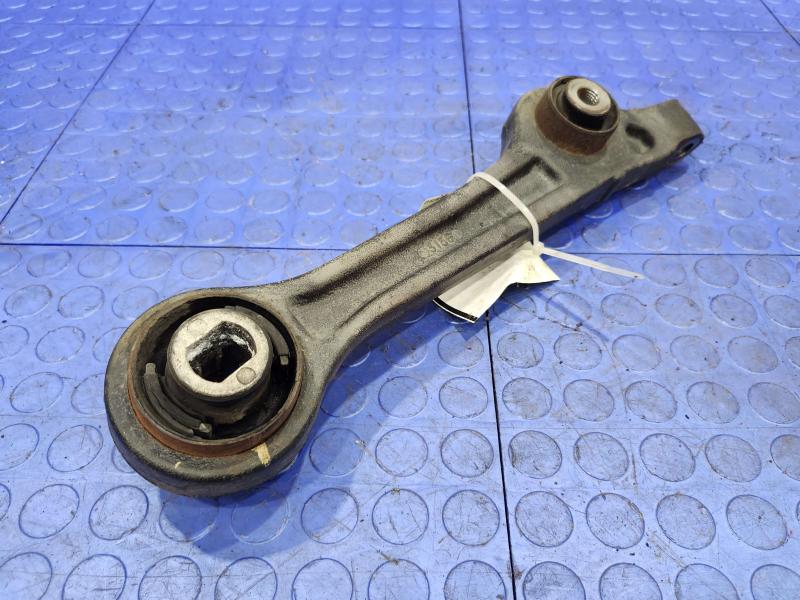 2013 Chrysler 300 Lower Control Arm Front