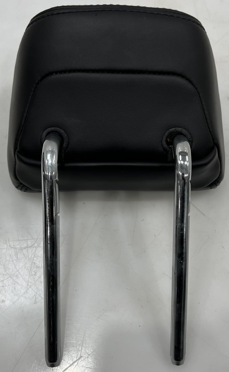 2013 Lincoln MKZ Headrest