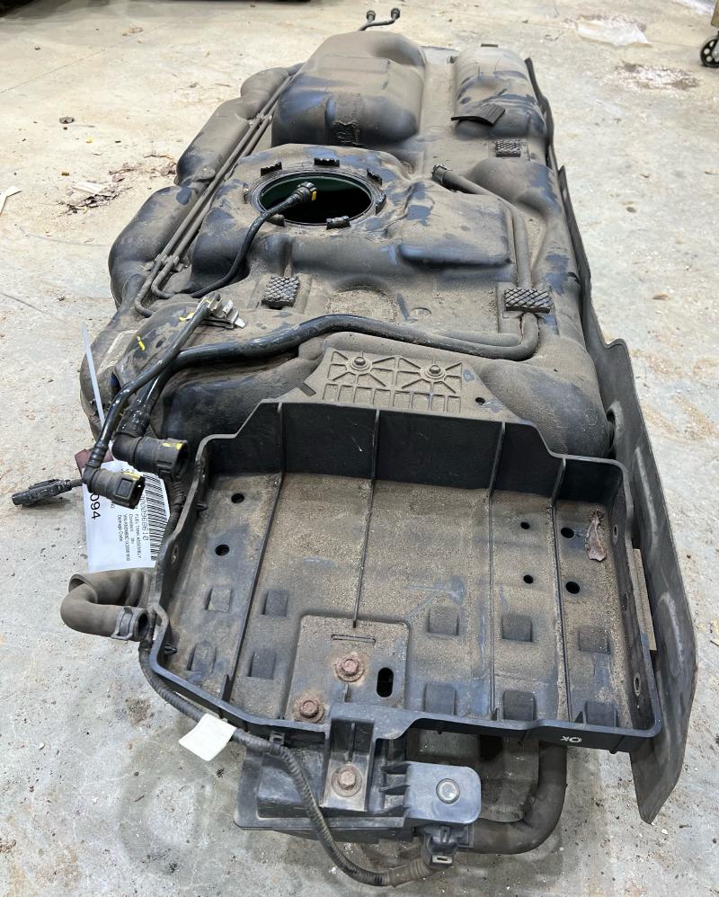2015 2016 Kia Sedona Fuel Tank Gas Tank Assembly 21.5 Gallon OEM 31150A9500