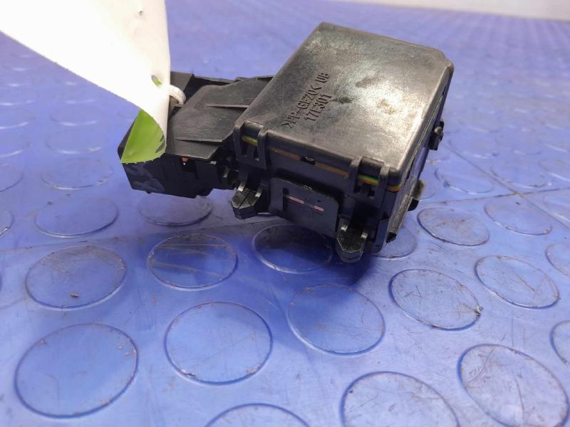 2016 Subaru Legacy Combination Switch