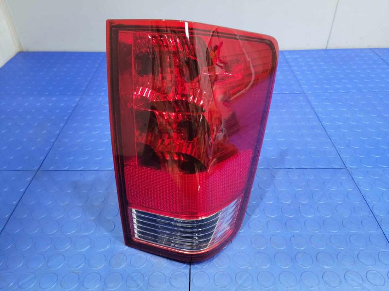 2004 Nissan Titan Tail Light Assembly