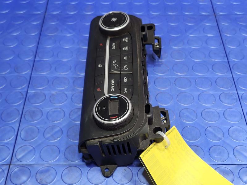 2020 Ford Escape Heater A/C Control