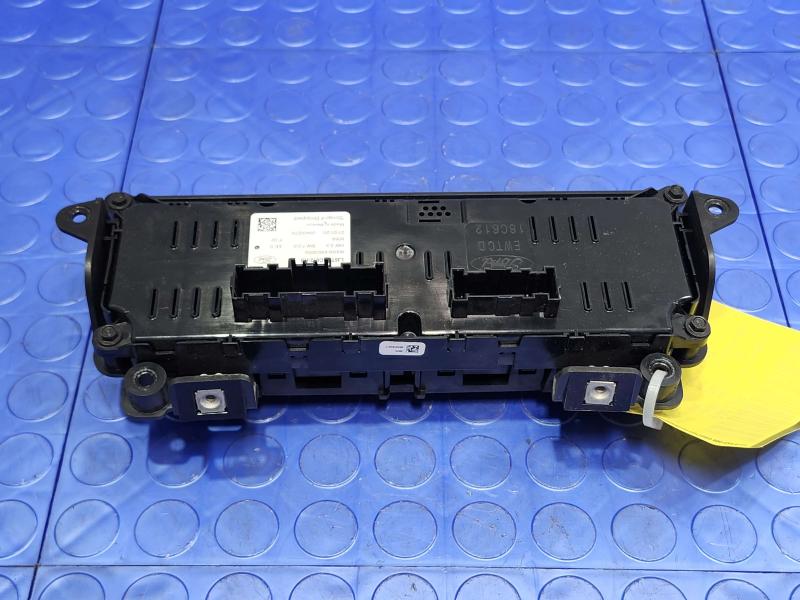 2020 Ford Escape Heater A/C Control