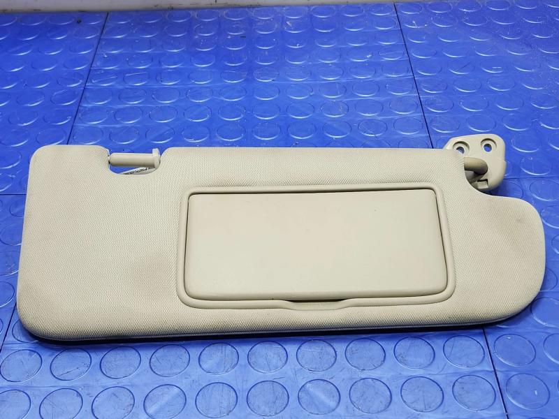 2015 Infiniti Q50 Sun Visor