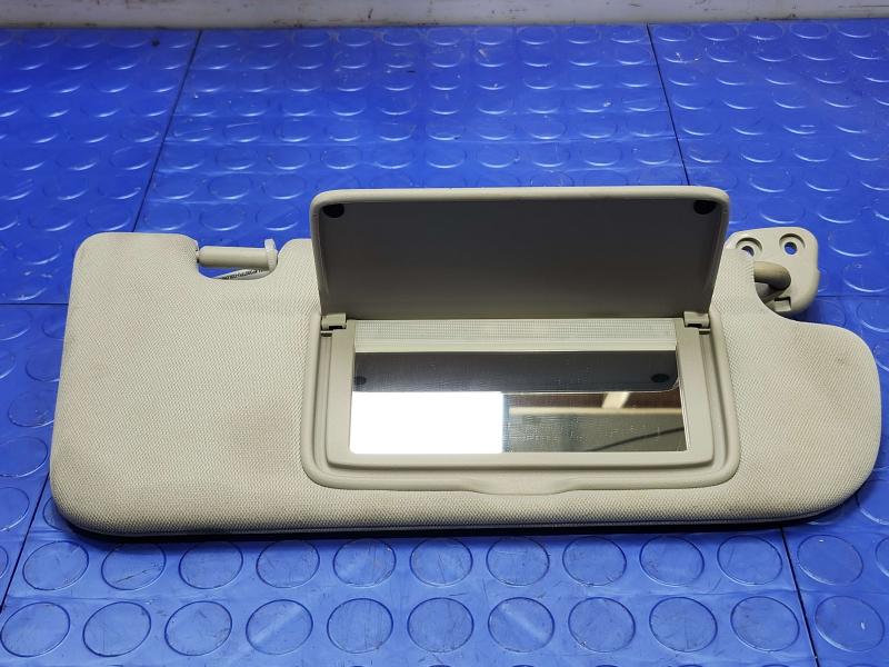 2015 Infiniti Q50 Sun Visor