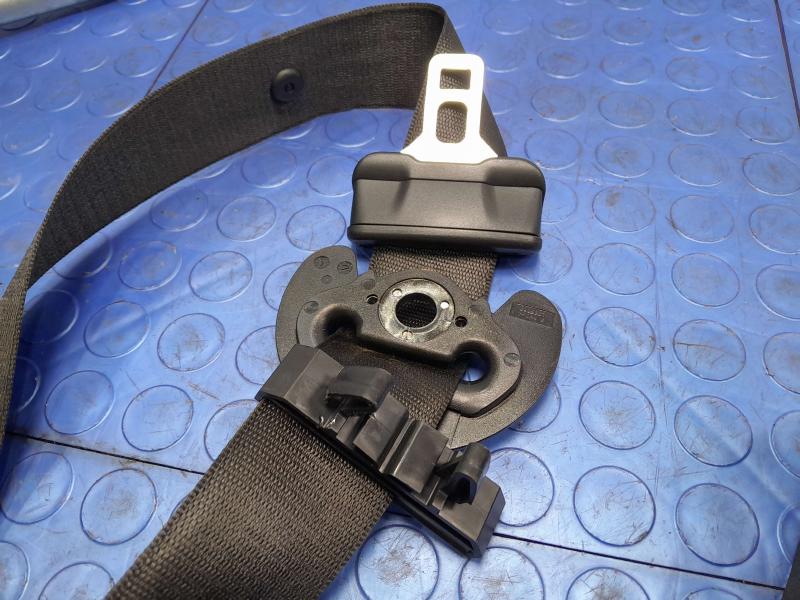 2018 Maserati Ghibli Front Seat Belt