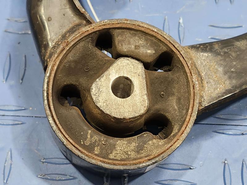 2007-2017 Jeep Compass OEM Rear Engine Mount Insulator Genuine Part 68032586AH