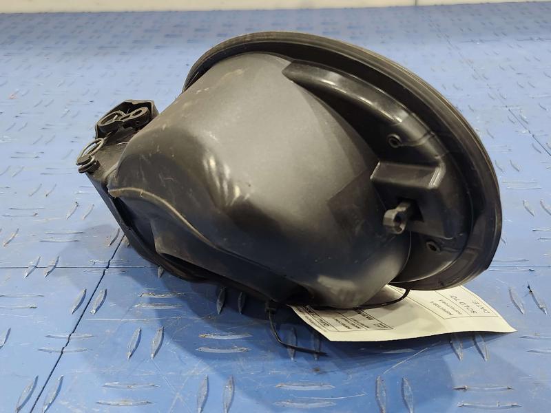 2010 Mercedes ML-Class Fuel Tank Door