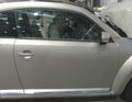 2013 Volkswagen Beetle Front Door