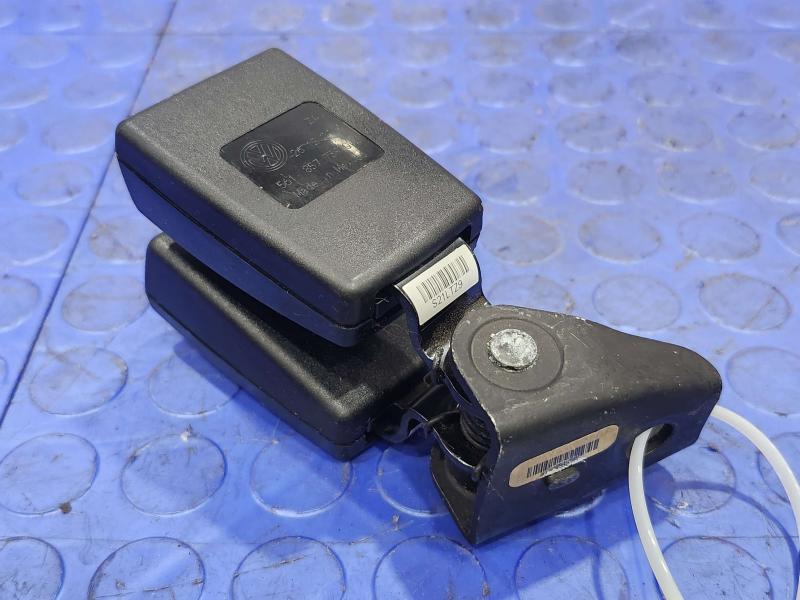2020 Volkswagen Passat Rear Seat Belt