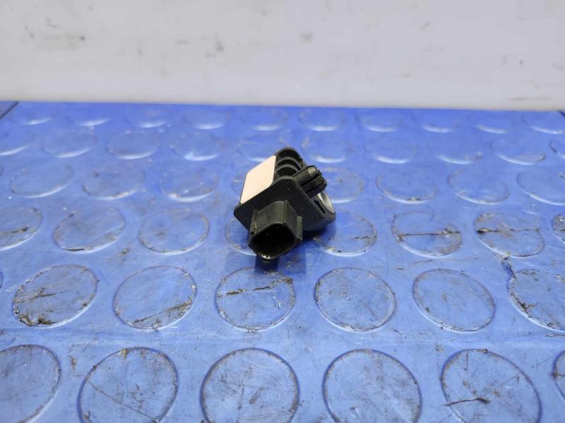 2017-2022 Kia Niro Side Impact Sensor Genuine OEM Part 95920-F2000