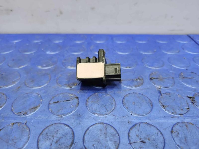 2017-2022 Kia Niro Side Impact Sensor Genuine OEM Part 95920-F2000