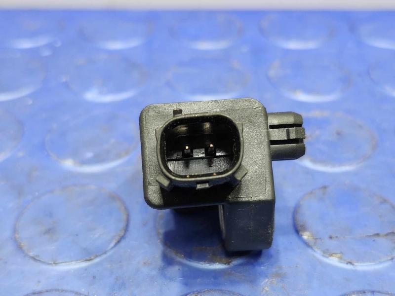 2017-2022 Kia Niro Side Impact Sensor Genuine OEM Part 95920-F2000