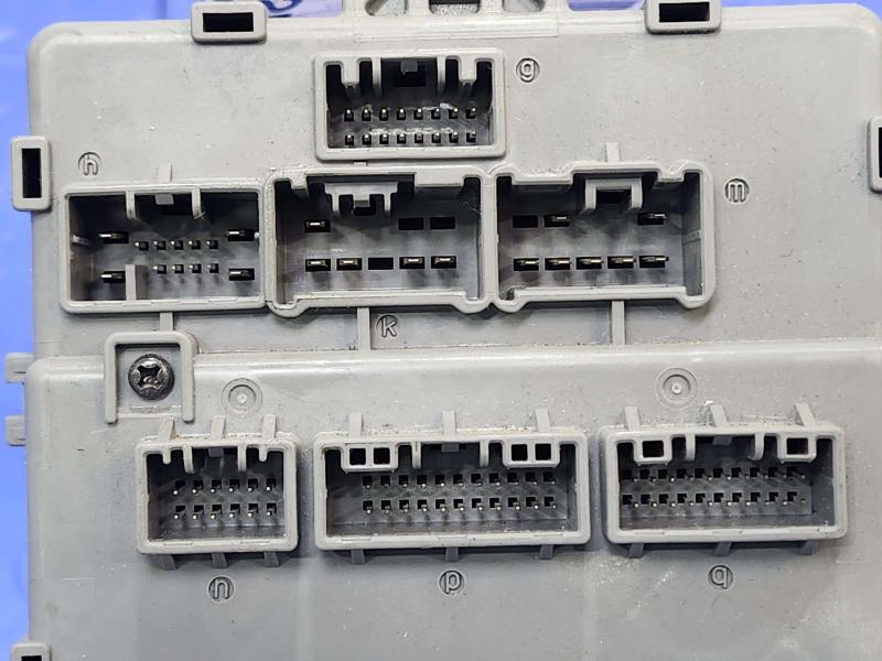 2014 Acura RLX Cabin Fuse Box