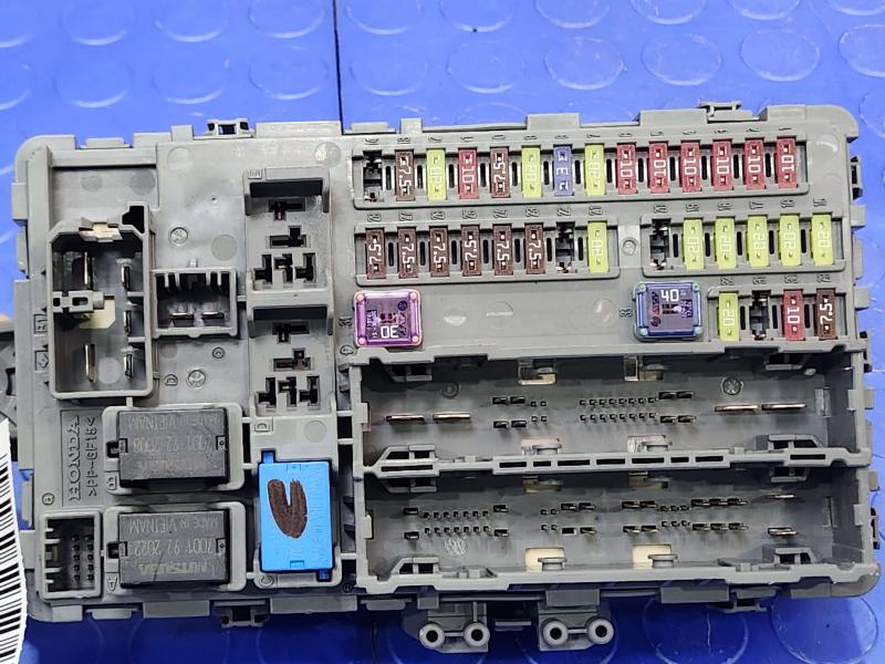 2014 Acura RLX Cabin Fuse Box