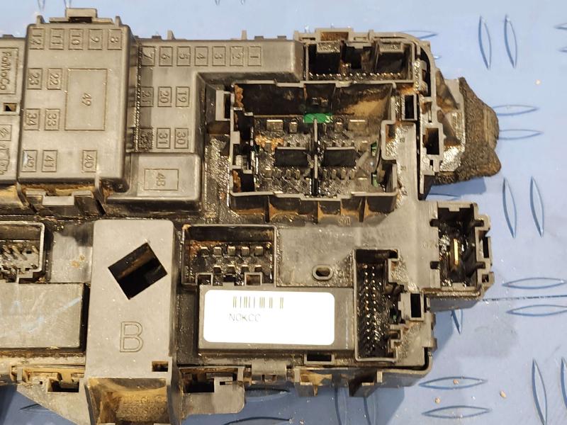 2012 Ford F-250 Super Duty Cabin Fuse Box
