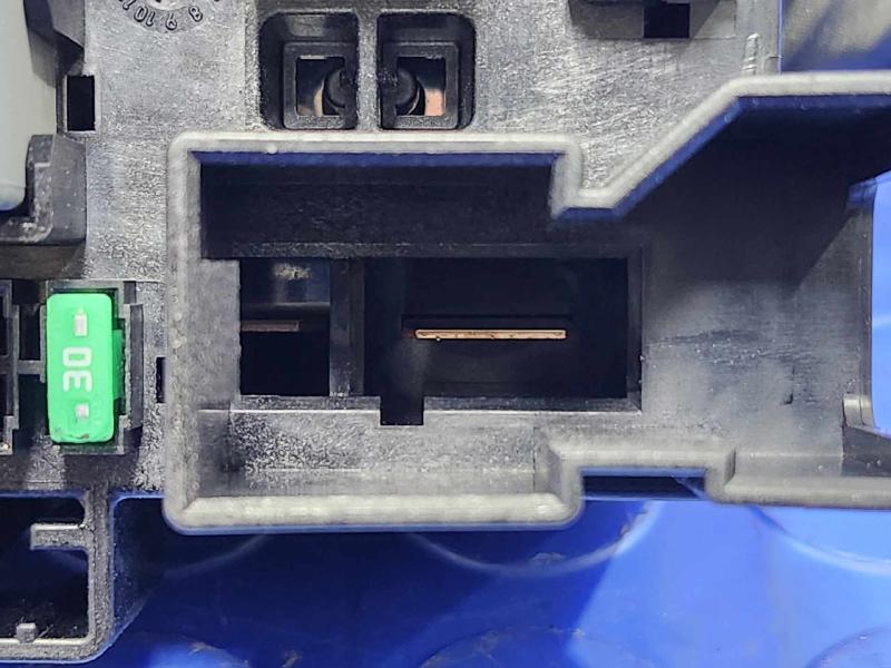 2023 Chevrolet Bolt EUV Cabin Fuse Box