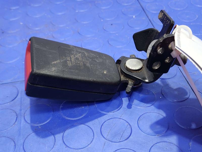 2017 Mercedes C-Class Rear Seat Belt