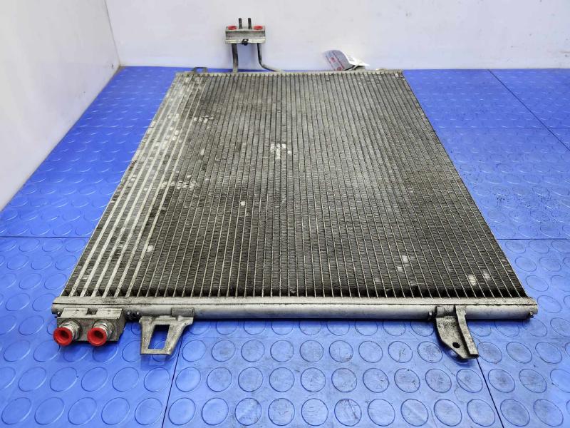 2009 Volkswagen Routan Condenser