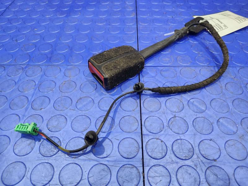 2020 Jeep Renegade Front Seat Belt