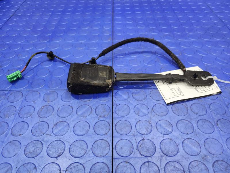 2020 Jeep Renegade Front Seat Belt