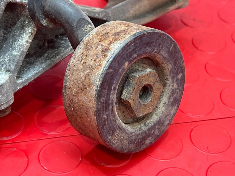 1998 Porsche Boxster Alternator Bracket