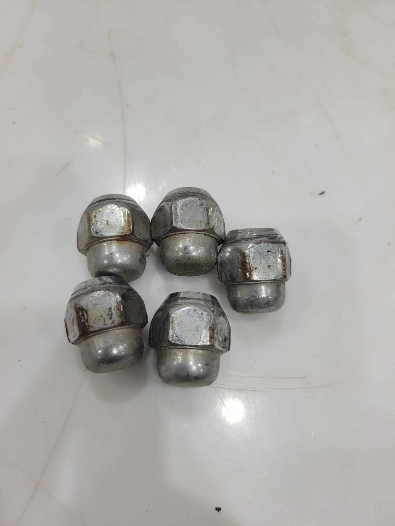 1985 - 1996 Nissan 300ZX Wheel Lug Nuts (5) OEM 40224-V5500