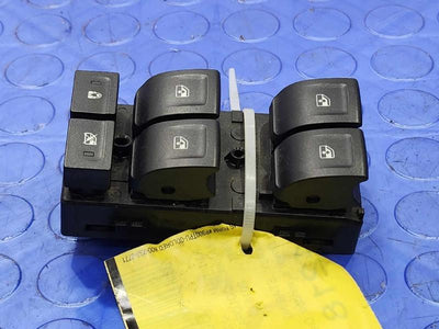 2016 Chevrolet Colorado Door Switch Front