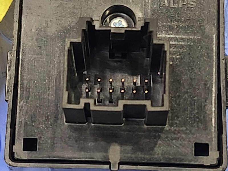 2016 Chevrolet Colorado Door Switch Front