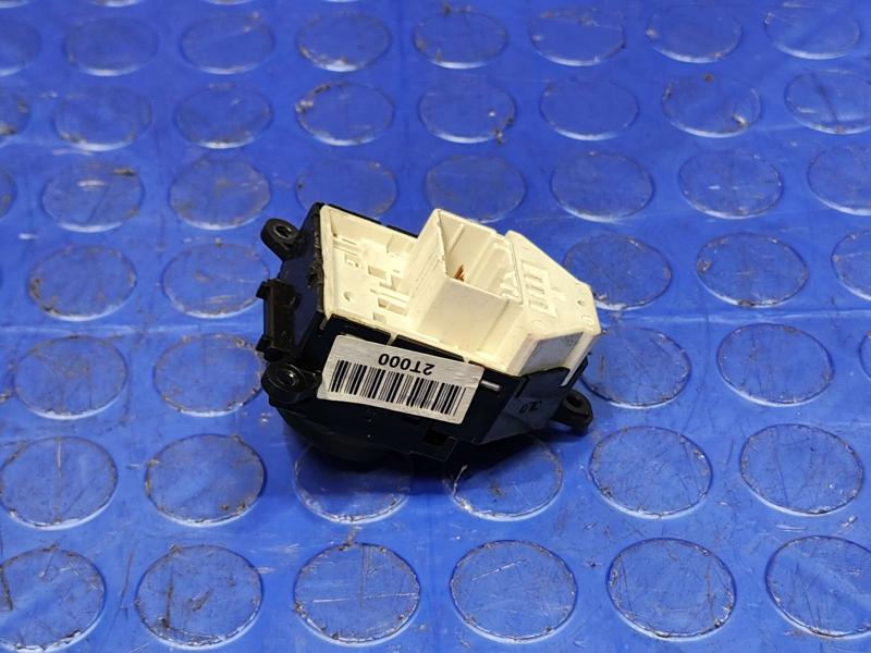 2015 Kia Optima Door Switch Front