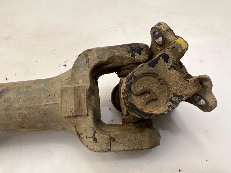 2000 - 2004 Toyota Tundra 4.7L Front Driveshaft Propeller Shaft OEM 371400C010