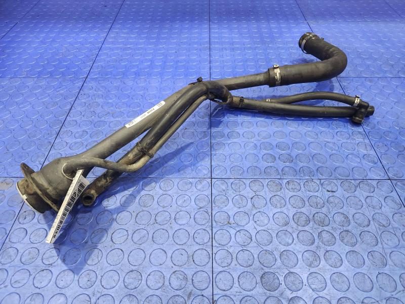 2004 Ford Explorer Fuel Filler Neck