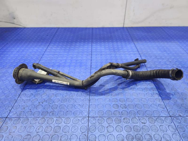 2004 Ford Explorer Fuel Filler Neck