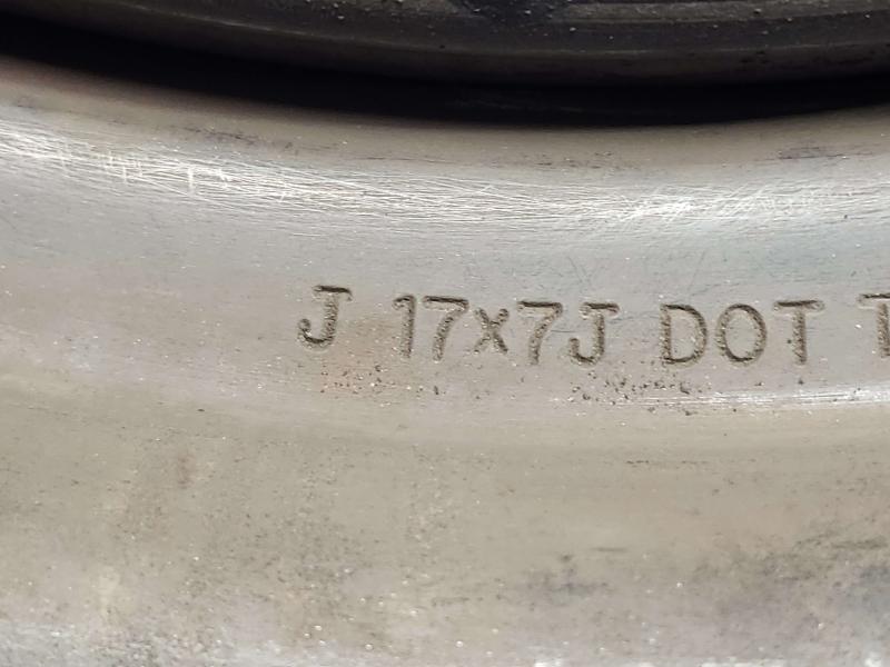 2016 Nissan Rogue Wheel