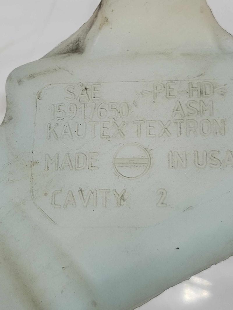 2008 GMC Yukon XL Washer Bottle