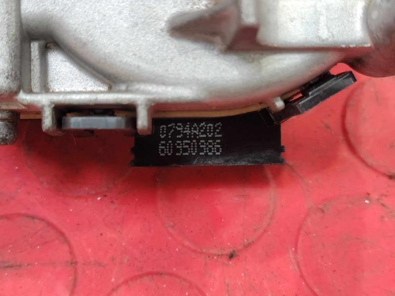 2004-2010 BMW X3 E83 Windshield Wiper Motor Genuine OEM Part 67636914577