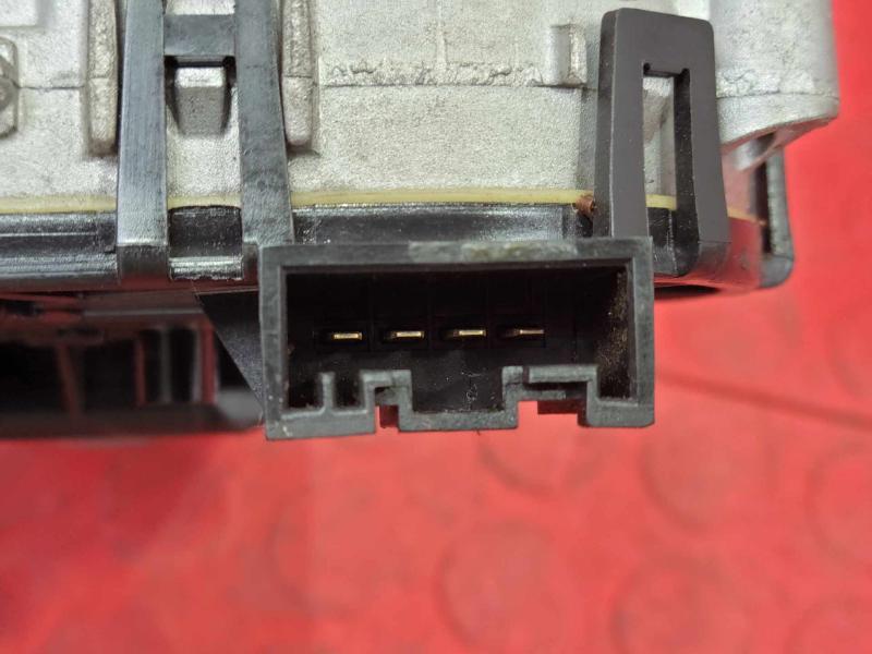 2004-2010 BMW X3 E83 Windshield Wiper Motor Genuine OEM Part 67636914577