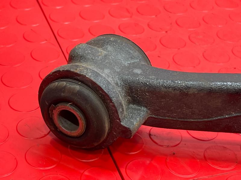 2008 Chevrolet Suburban Lower Control Arm Front