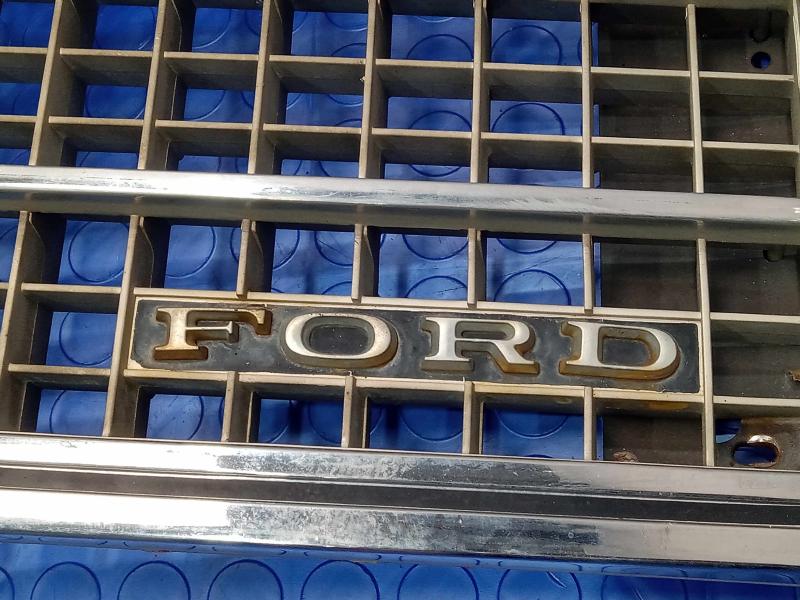 1978-1980 Ford Granada Chrome Bumper Grille Genuine OEM Part D8D8-8150-AWA
