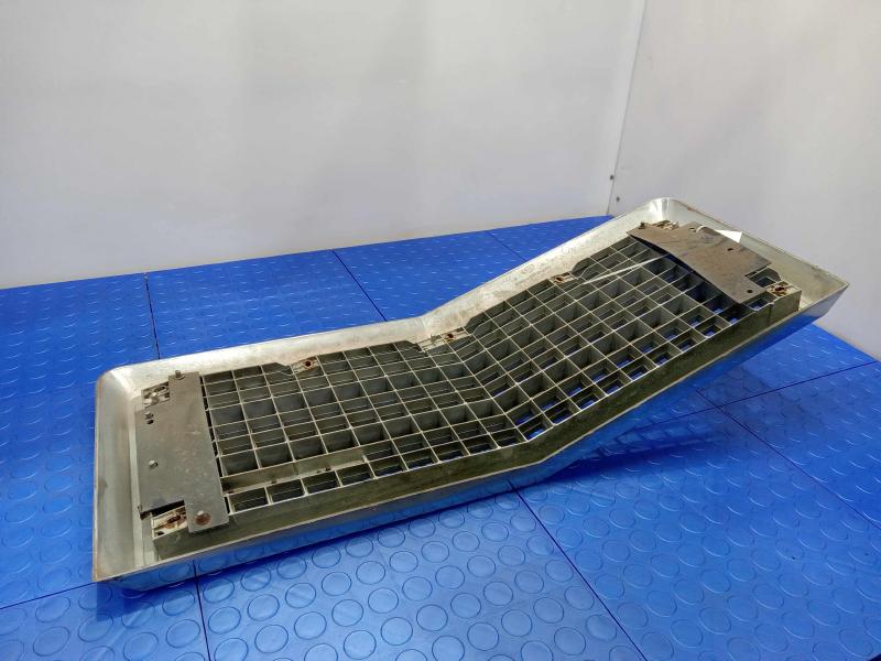 1978-1980 Ford Granada Chrome Bumper Grille Genuine OEM Part D8D8-8150-AWA