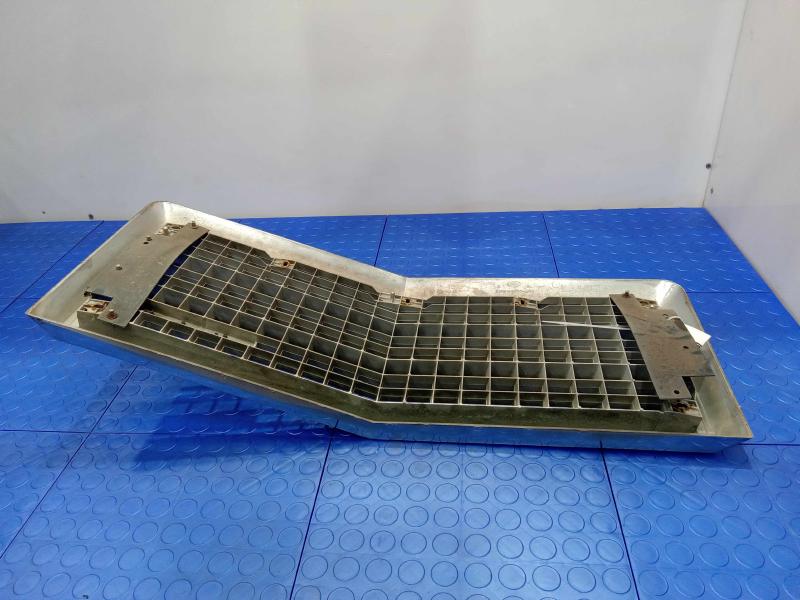1978-1980 Ford Granada Chrome Bumper Grille Genuine OEM Part D8D8-8150-AWA