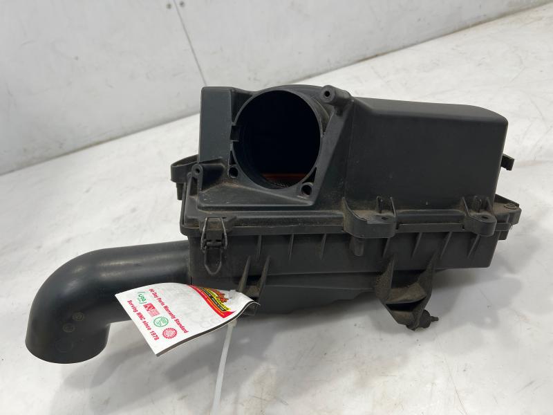 2000 - 2003 Saab 9-3 Air Cleaner Box Assembly B205 Engine ONLY OEM 4876066 4876058