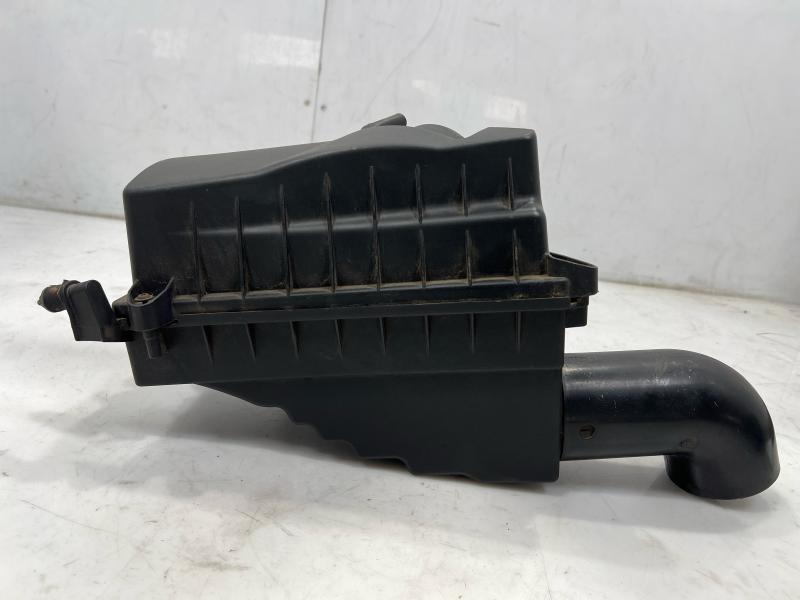 2000 - 2003 Saab 9-3 Air Cleaner Box Assembly B205 Engine ONLY OEM 4876066 4876058