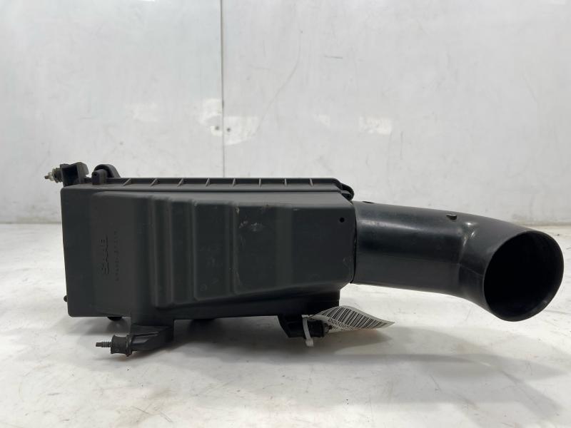2000 - 2003 Saab 9-3 Air Cleaner Box Assembly B205 Engine ONLY OEM 4876066 4876058