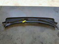2011-2013 Kia Sorento Cowl Panel Top Cover Grille Genuine OEM 861502P001