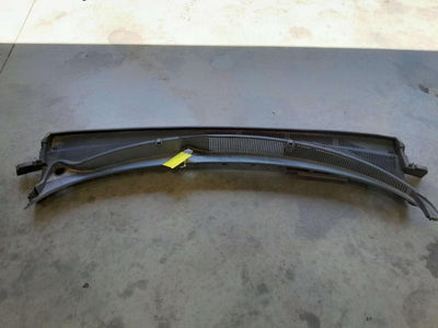 2011-2013 Kia Sorento Cowl Panel Top Cover Grille Genuine OEM 861502P001