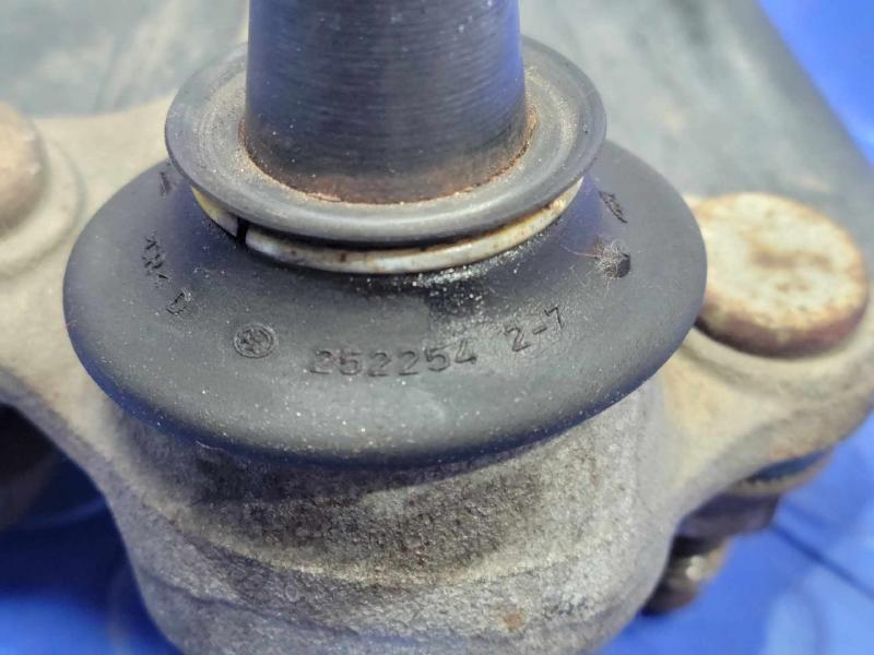 2014 Volkswagen Passat Lower Control Arm Front