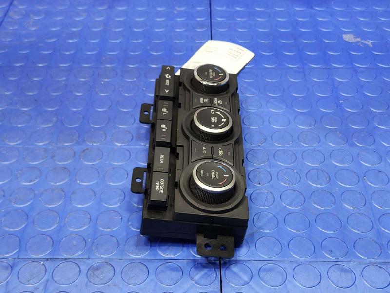 2011 Mazda CX-9 Heater A/C Control
