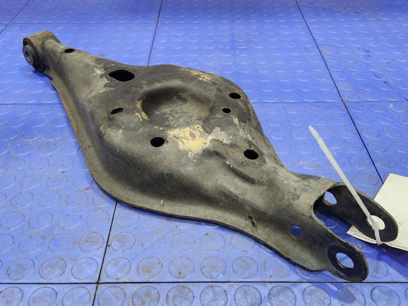 2014 Ford Explorer Lower Control Arm Rr