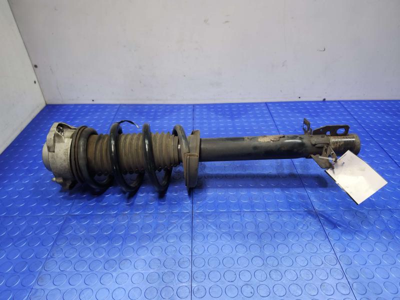 2018 Ram ProMaster Strut Assembly
